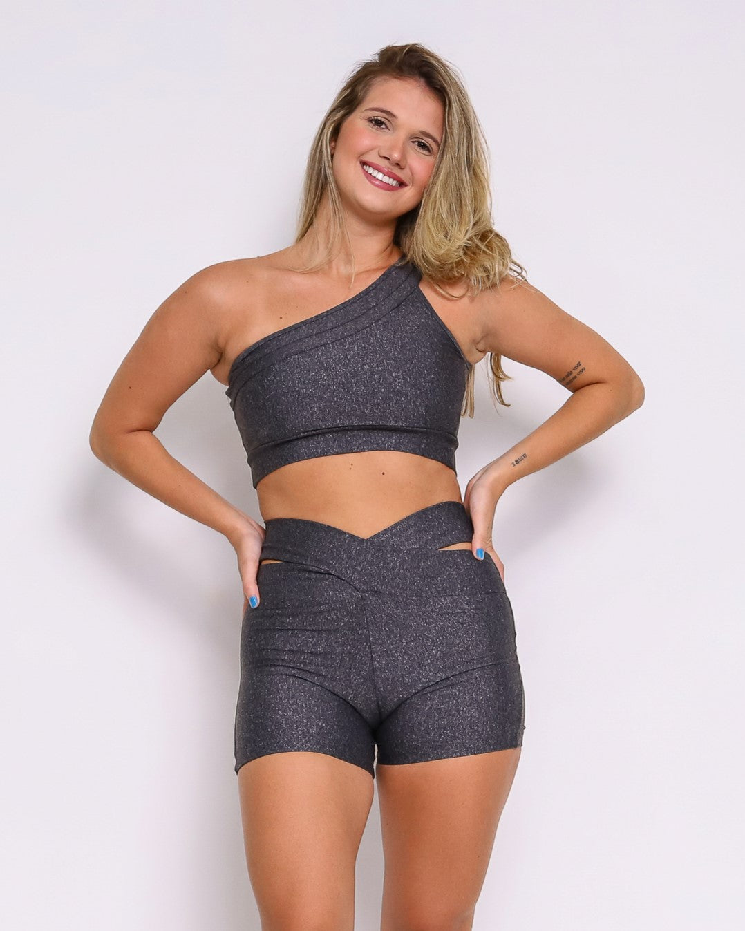 Conjunto Short Básico Cós Cruzado Estampa + Top Paloma