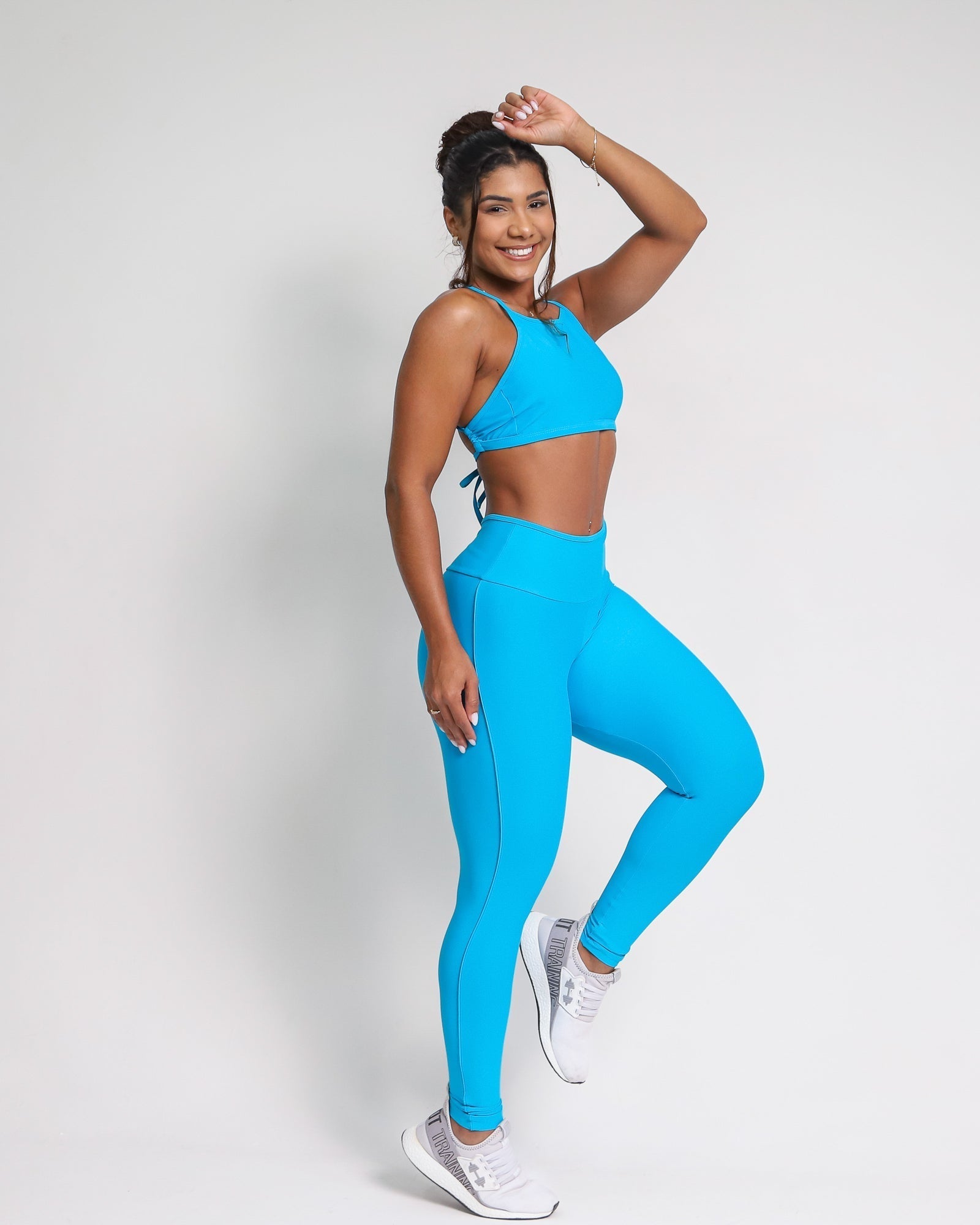 Conjunto Legging Empina Bumbum Ajuste Light + Top Paula