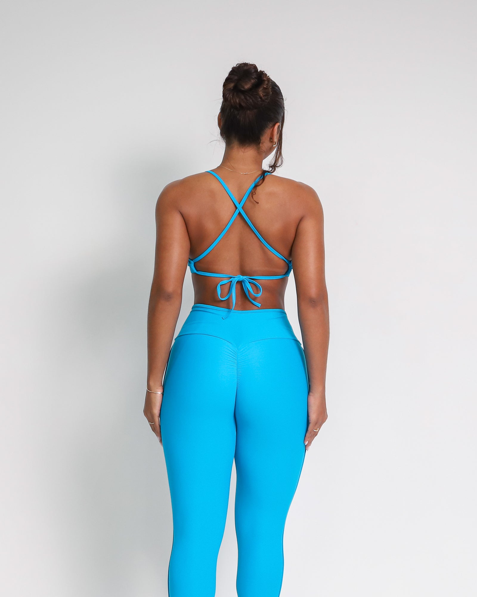 Conjunto Legging Empina Bumbum Ajuste Light + Top Paula