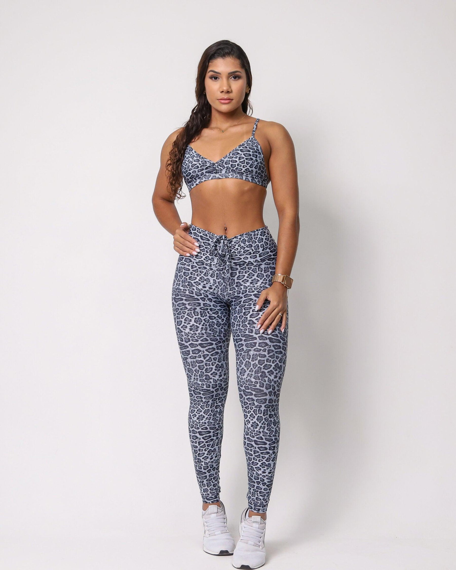 Conjunto Legging Empina Bumbum Savana + Top Angie